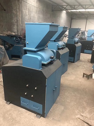 錘式破碎縮分機的結(jié)構(gòu)特點